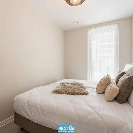 No Stress At Sea - Close To The אוסטנדה