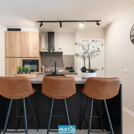 No Stress At Sea - Close To The אוסטנדה